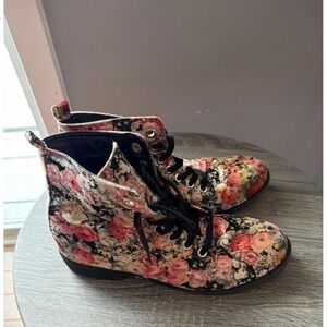 Dirty Laundry Velvet Moto Floral Combat Boho Multicolor Boots Size 8.5